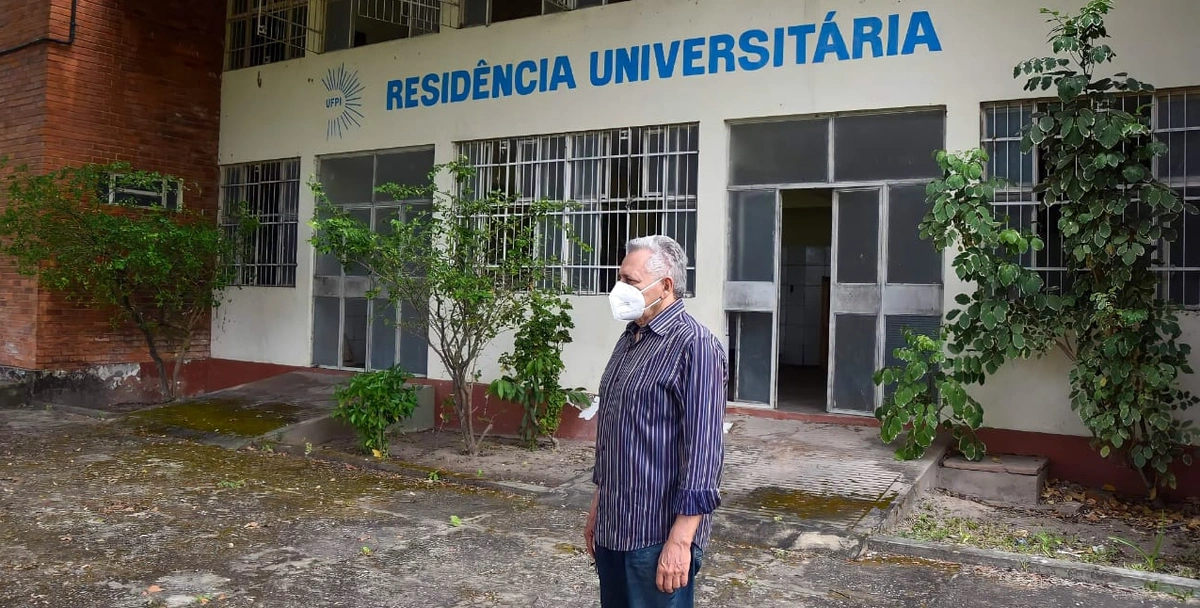 Reitor Gildásio Guedes