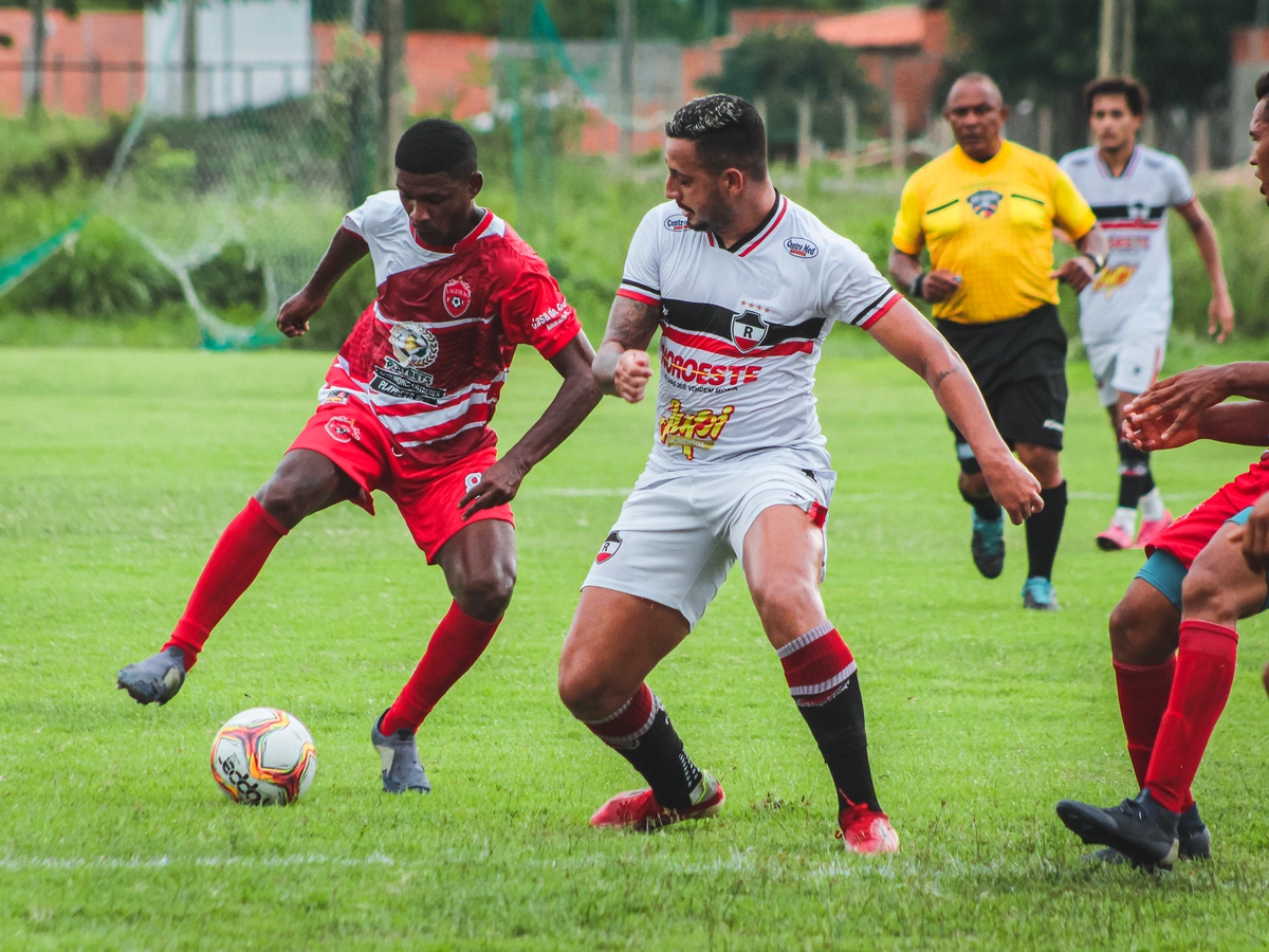 River enfrenta a seleção de São Francisco, do Maranhão.