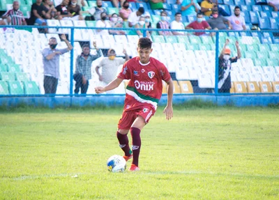 Ruan, autor de dois gols do Fluminense.