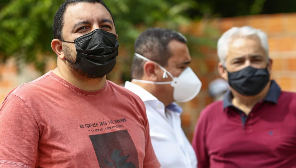 Secretário Pessoinha e Robert Rios estiveram presentes