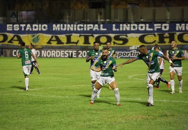 Altos vence Confiança e abre Copa do Nordeste com pé direito