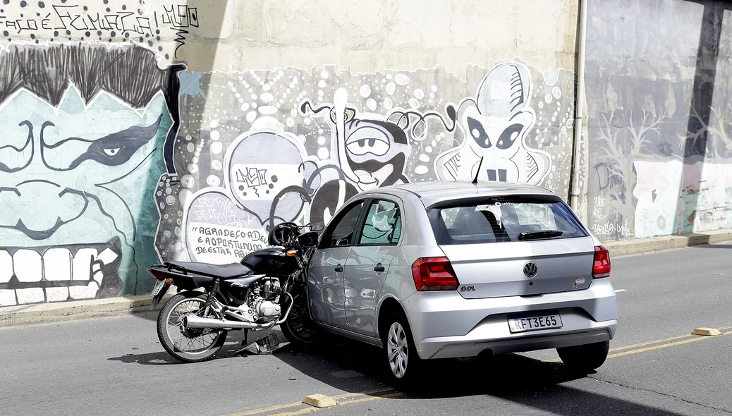 Batida no viaduto da Avenida Higino Cunha