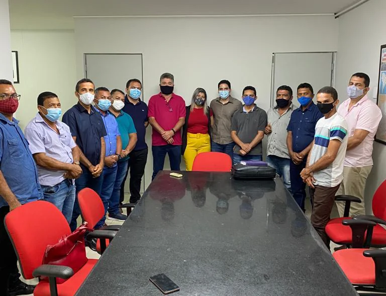 Diversas lideranças do Piauí com deputado João Mádison