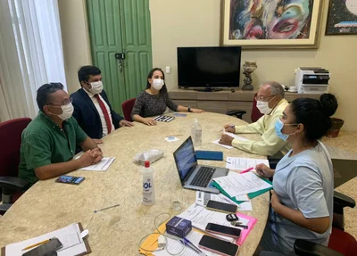 Dr. Pessoa se reúne com vereadores do PT