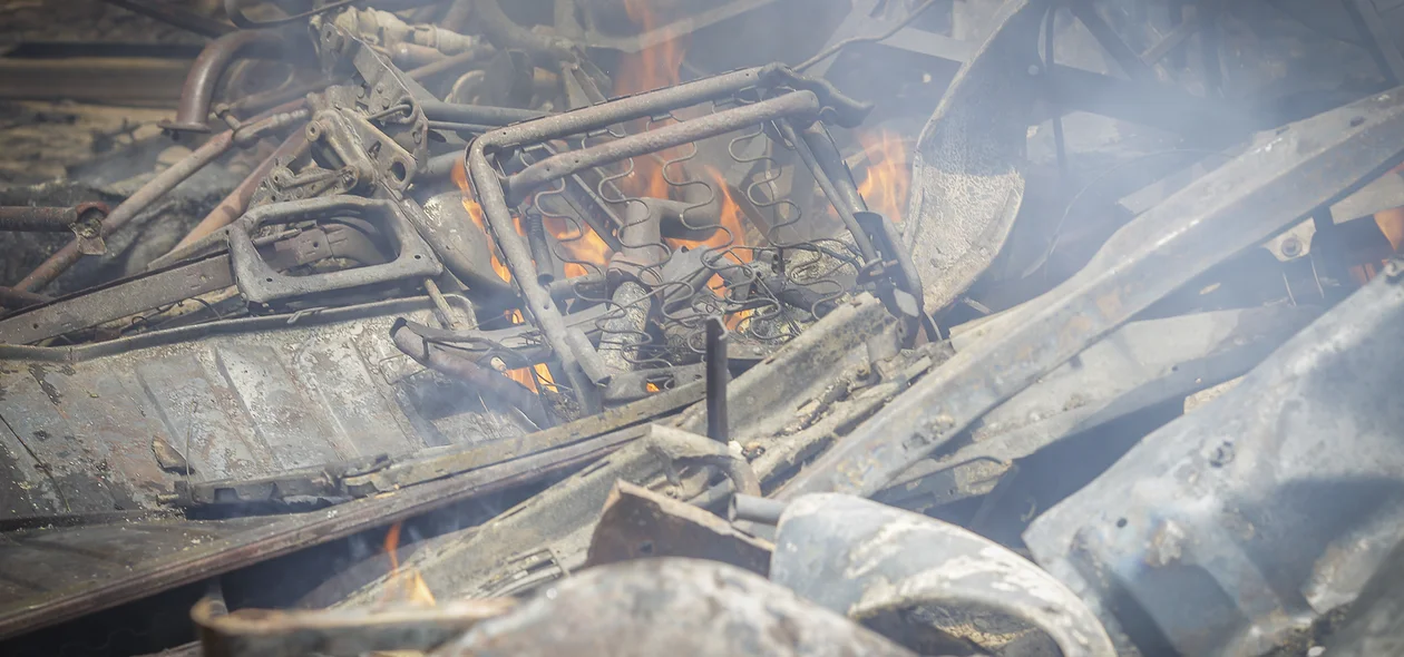Fogo no local