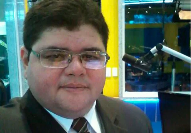 Jornalista Carlos Mesquita