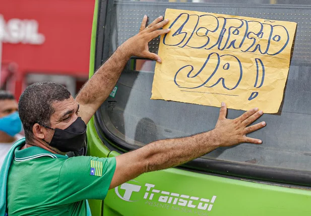 Motorista de ônibus em manifestação