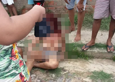 Mulher ficou sem a roupa ao ser pega pelos populares