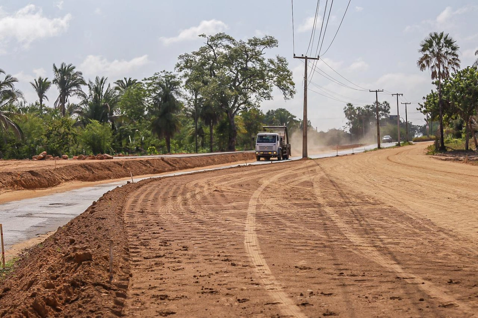 Obras da Via Sul em andamento na região do Povoado Alegria