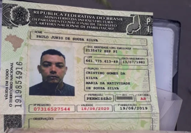 Paulo Júnior de Sousa Silva