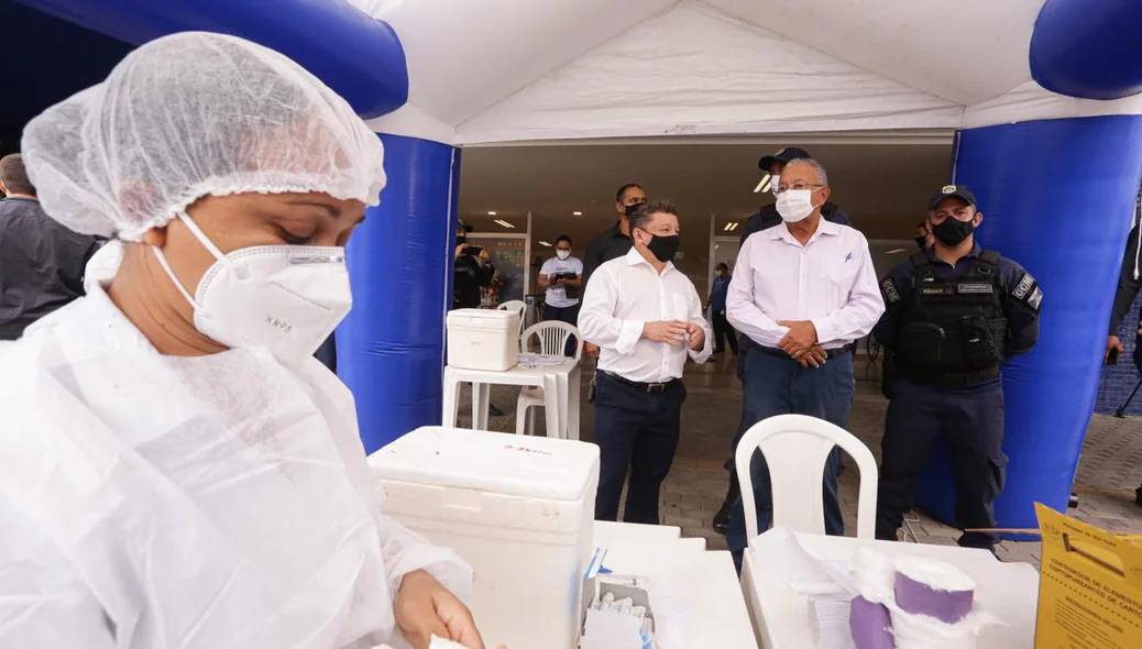 Prefeito Dr. Pessoa acompanha vacinação contra covid-19
