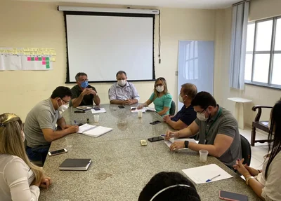 Reunião emergencial sobre ampliação dos leitos de UTI no HGV