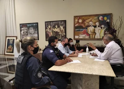 Reunião para discutir projeto de Guarda Ambiental em Teresina