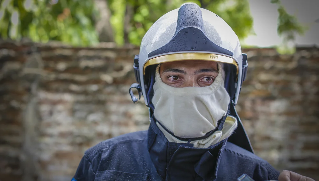 Tenente Santos do Corpo de Bombeiros