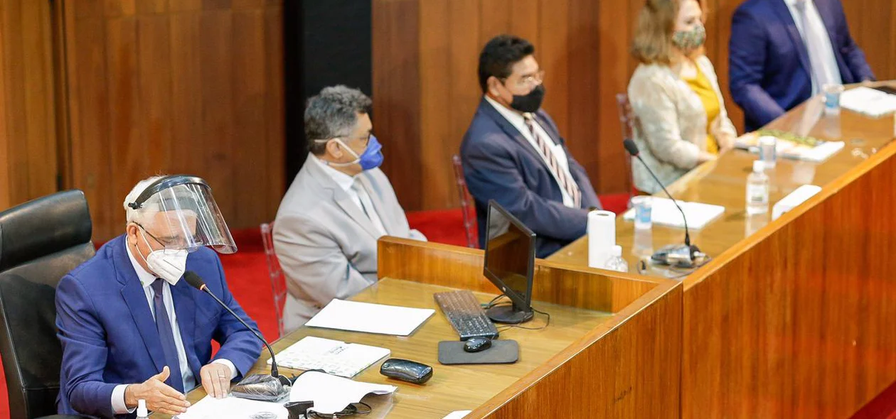 Themístocles Filho na abertura do Ano Legislativo da Alepi