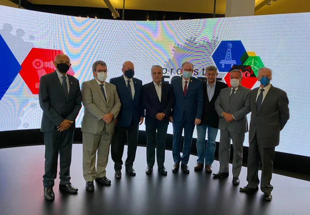 Zé Filho participa da posse de nova diretoria da Associação Nordeste Forte