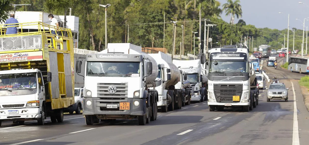 A carreata começou na tarde desta quinta