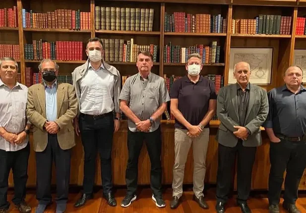 Bolsonaro se reúne com Guedes, Arthur Lira e Rodrigo Pacheco fora da agenda