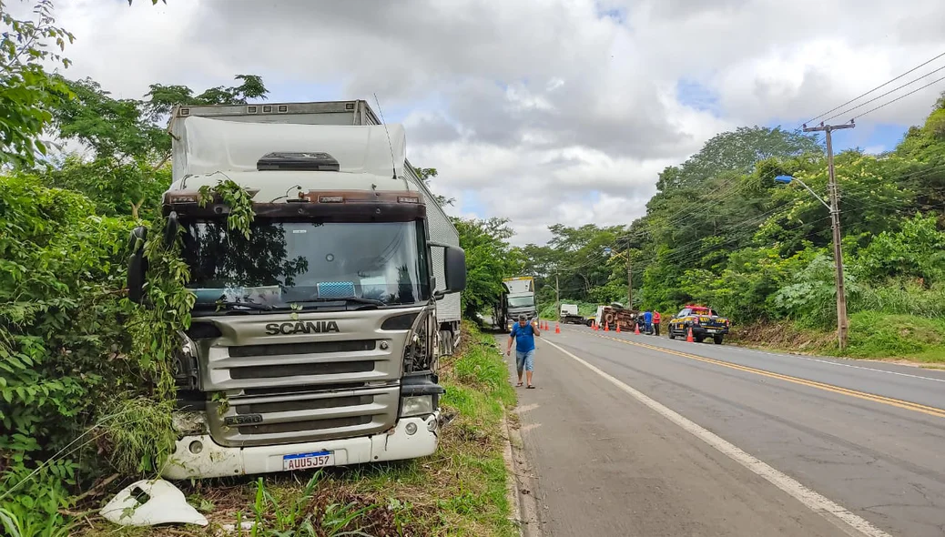 Caminhão envolvido no acidente
