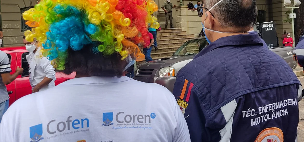 Categoria ameaça entrar em greve