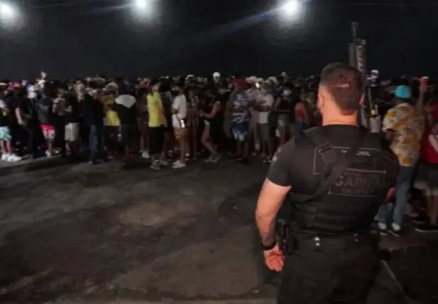 Festa clandestina na zona sul de São Paulo