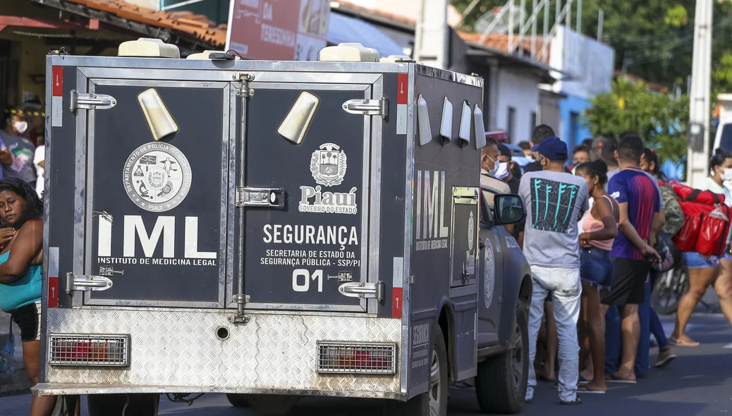 IML acionado para remoção do corpo