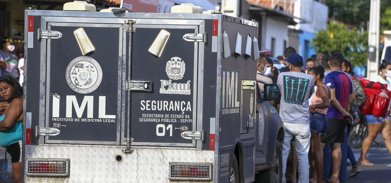 IML acionado para remoção do corpo