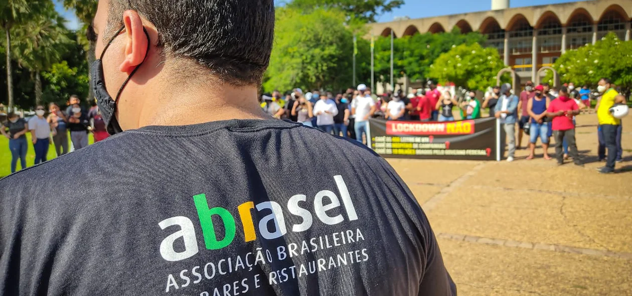 Membros da Abrasel estiveram na manifestação