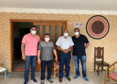 Reunião entre Dr. Pessoa e Gilberto Albuquerque