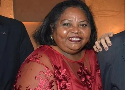 Rosenira Alves