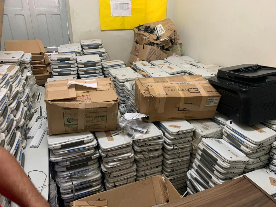 Tablets encontrados pela Semec
