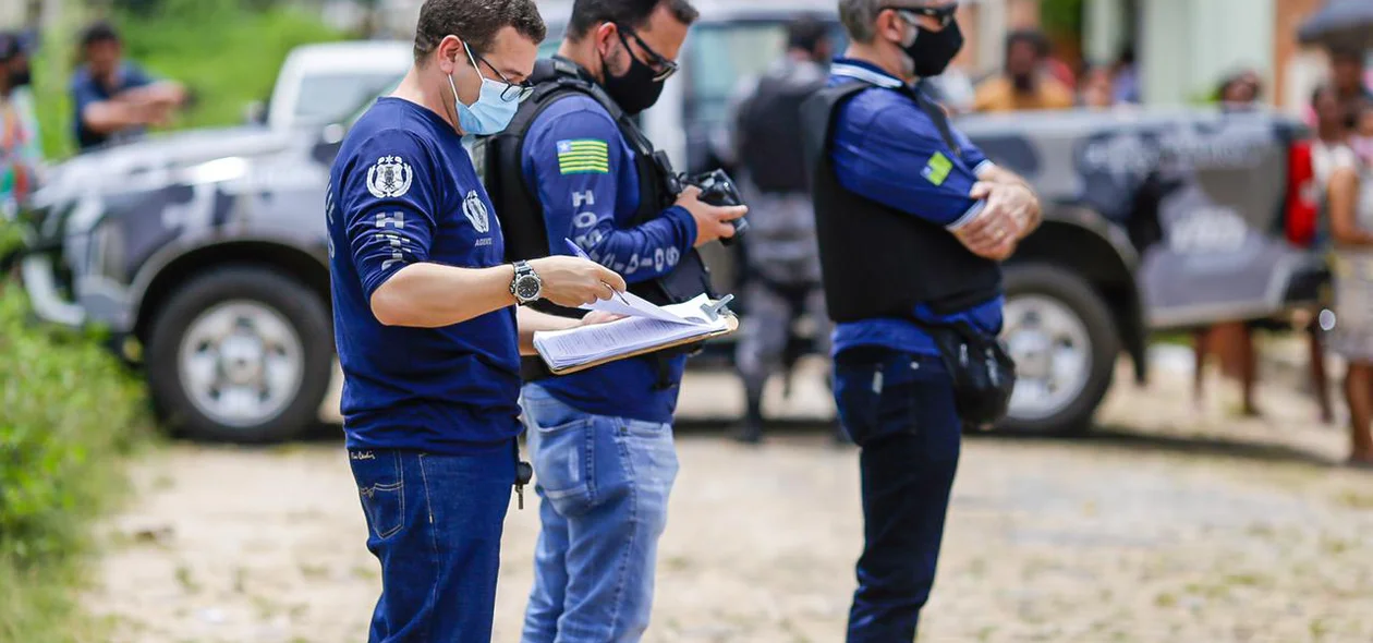 Agentes do Departamento de Homicídios