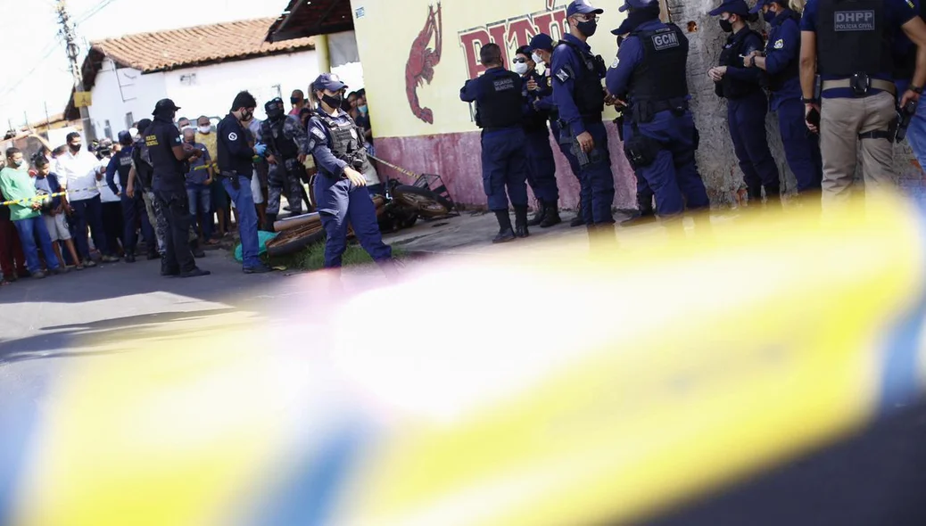 Área do crime foi isolada para preservar o local