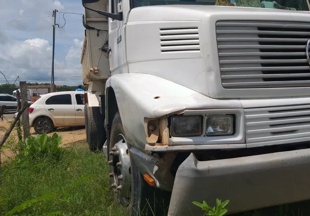 Caminhão envolvido no acidente