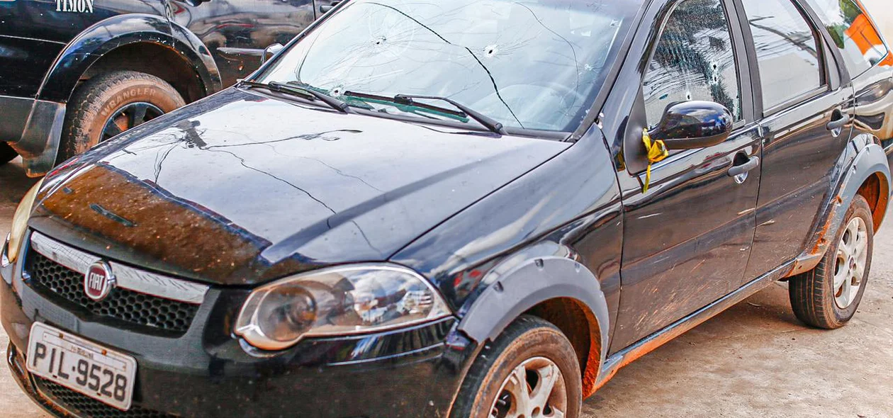 Carro que estava em posse dos criminosos