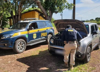 Carro roubado apreendido com empresária