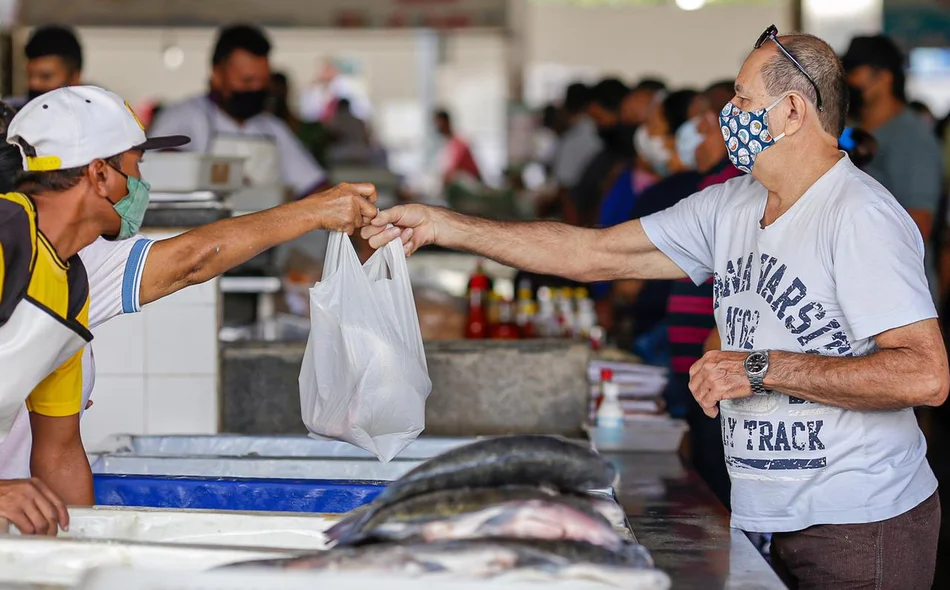 Comercialização de pescados no Mercado do Peixe