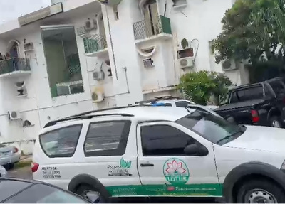 Cortejo com corpo do agente