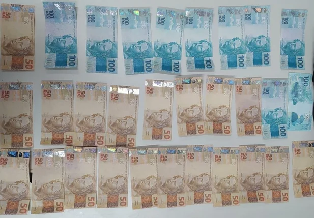 Dinheiro falso apreendido pela PF