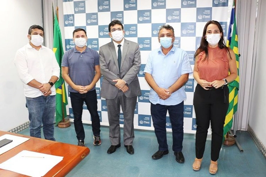 Encontro reunião bancada do PT na Câmara de Vereadores, além de Rafael Fonteles