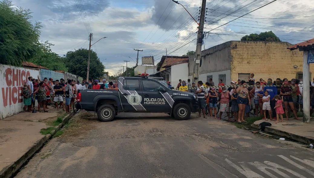 Equipe do DHPP isolou local do crime