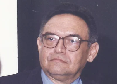 Ex-secretário Carlos Lôbo