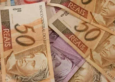 Lei amplia limite para contatação de empréstimos consignados