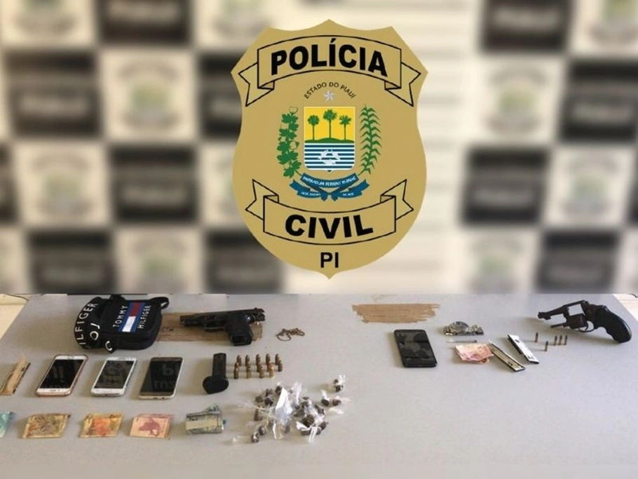 Material apreendido pela polícia