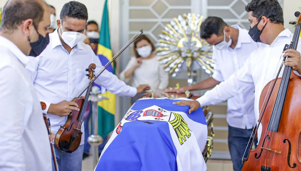 Missa do ex-prefeito Firmino Filho