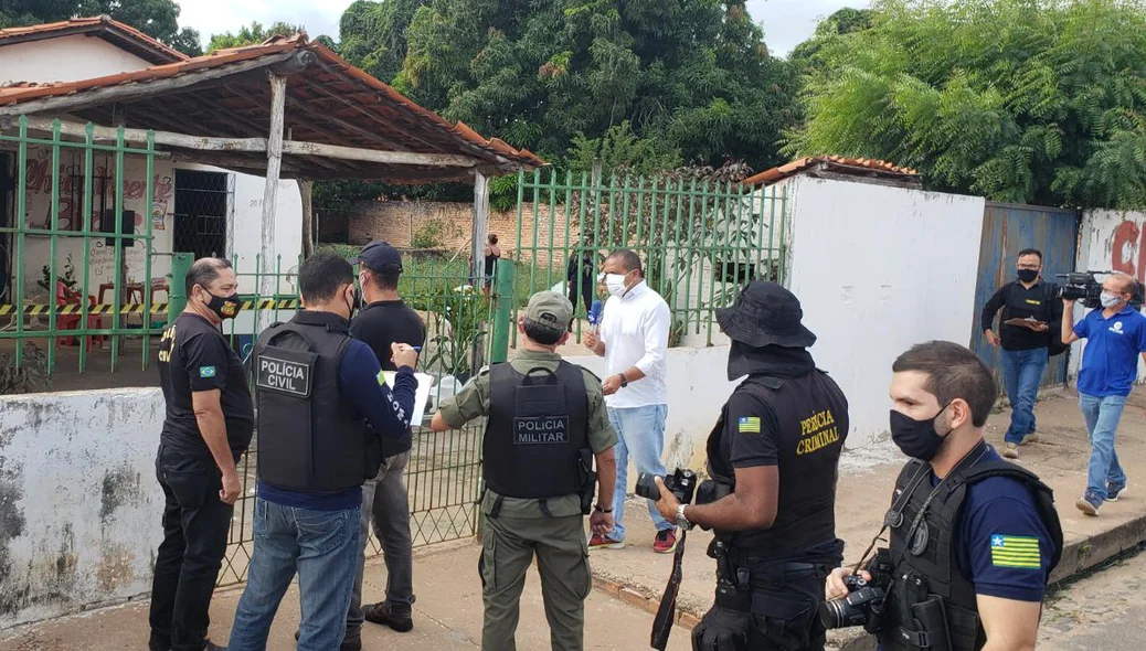 PM e perícia no local do crime
