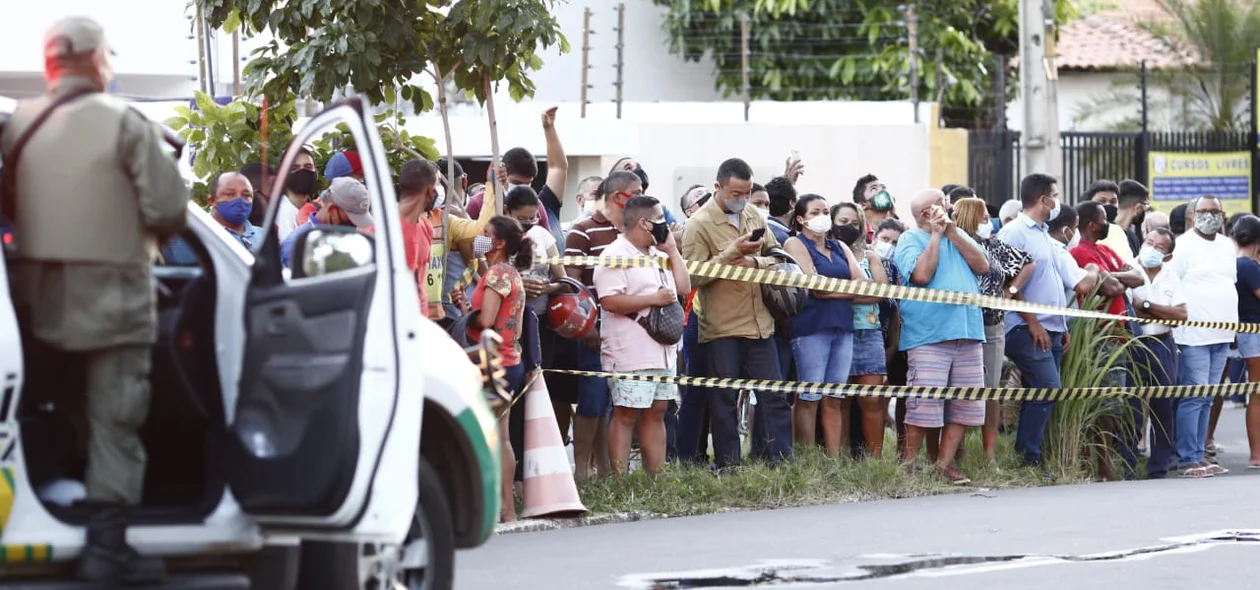 Populares no local que o ex-prefeito morreu