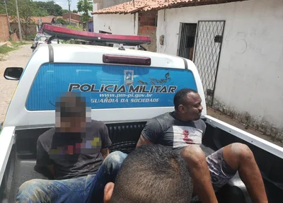 Prisão de Nego Airton, à direita, ocorrida desta terça