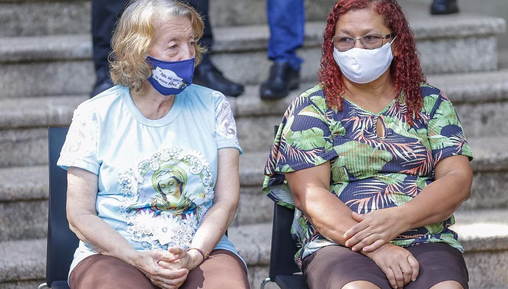 Servidoras Francisca Maria dos Santos e Marilda Figueiredo