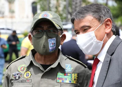 Wellington Dias homenageia policiais